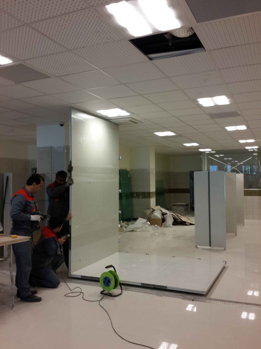 نصب پارتیشن آزمایشگاه دانش