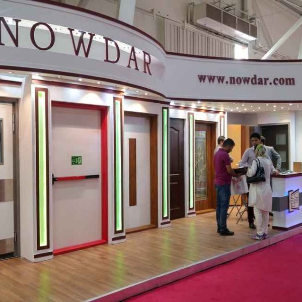 نمایشگاه در و پنجره