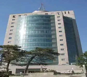 برج آب نیرو الهیه دربهای ضد حریق و پله فرار نمودر - افزایش ایمنی ساختمان‌های اداری با استفاده از درب ضد حریق.