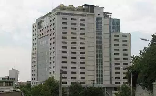 درهای استیل پلاست و مقاوم آتش و پله فرار وزارت علوم