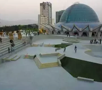 پارک آب و آتش پارتیشن سرویس بهداشتی نودر