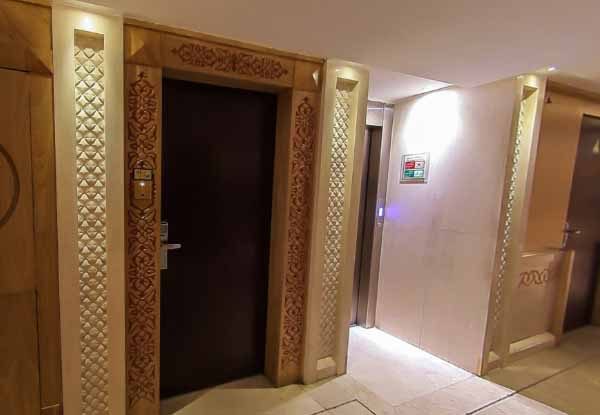 هتل بشری راهرو خرید درب اتاق هتل با دستگیره کارتی با بهترین کیفیت