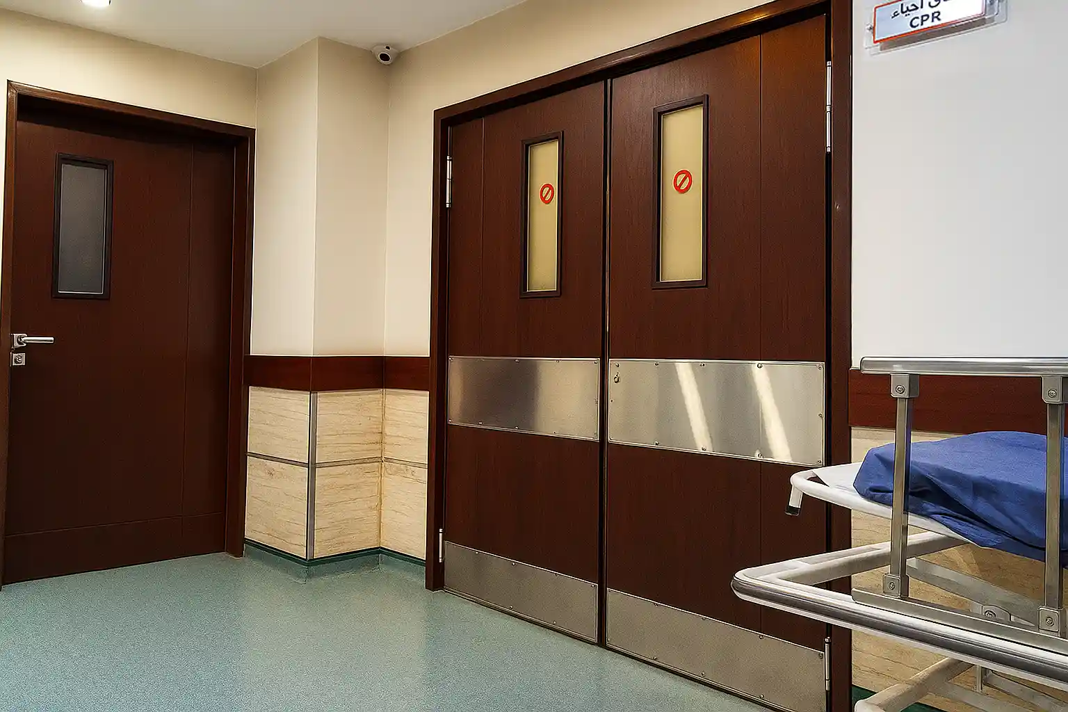 درب بیمارستانی بادبزنی درب مخصوص اتاق عمل بادبزنی